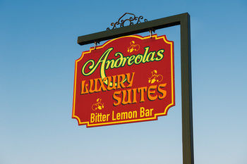 Hotel Andreolas Luxury Suites