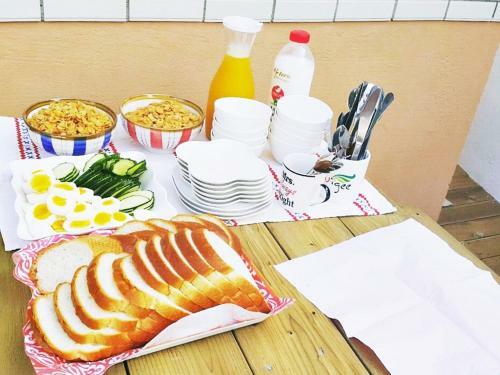 Hostal Yours Guesthouse In Tongyeong