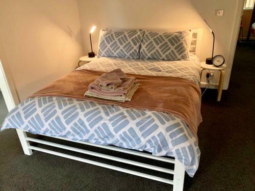 Bed & Breakfast Be On Lydiard Too