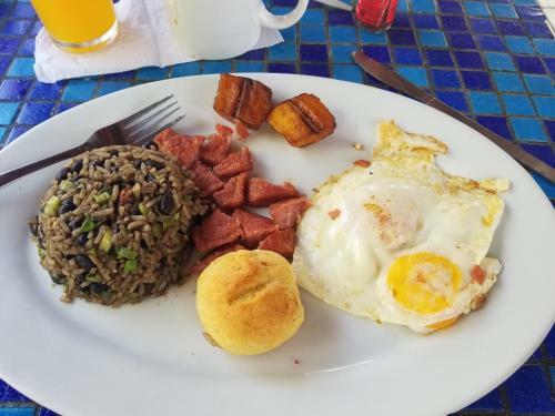 Hotel Monte Campana Jaco