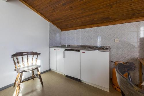 Apartment Selce 2383f