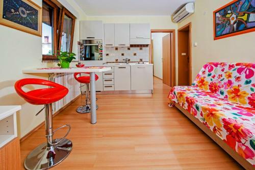 Apartments Karmen