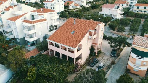 Hostal Apartments Olive
