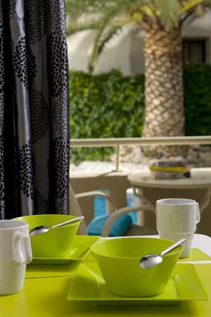 Axos Hotel
