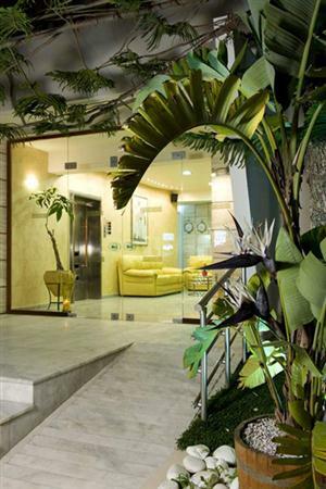 Axos Hotel