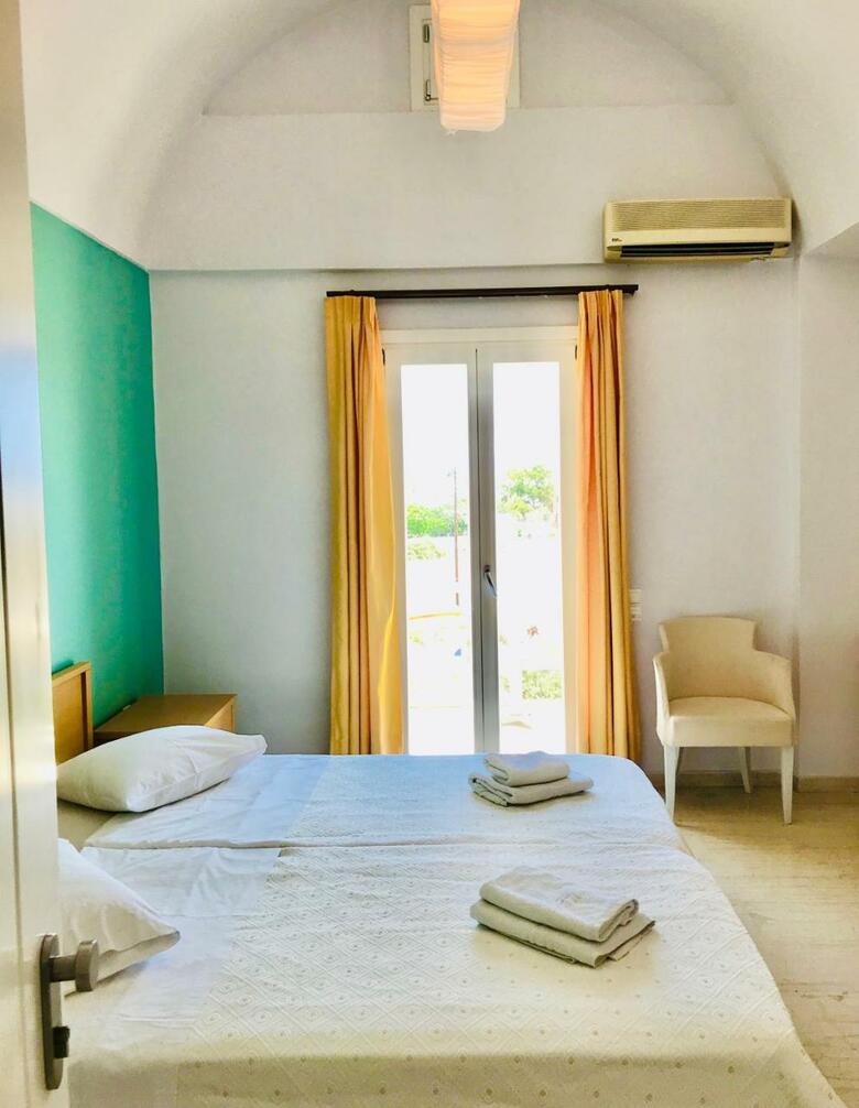 Thera Mare Boutique Hotel