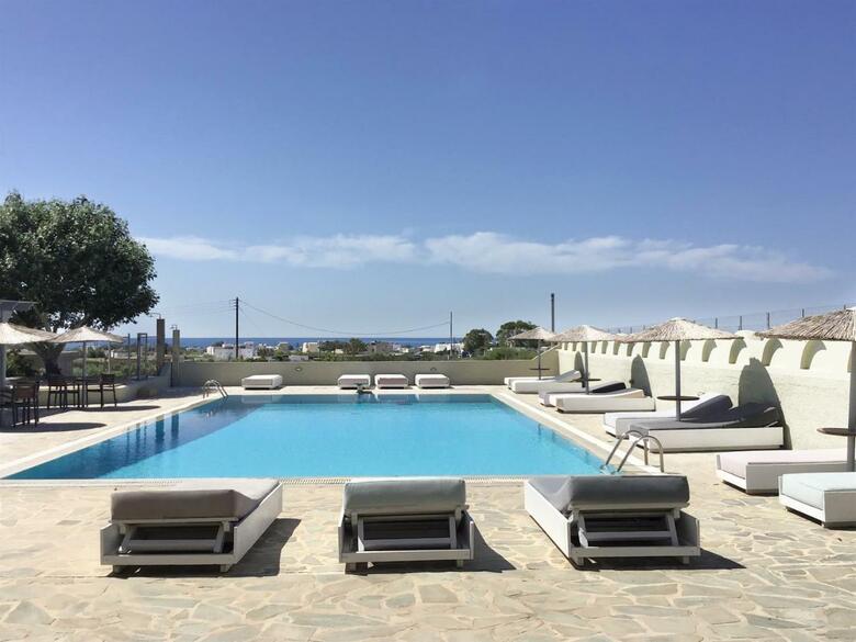 Thera Mare Boutique Hotel