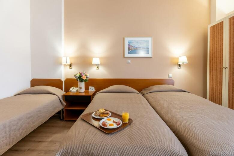Hotel Queen Olga