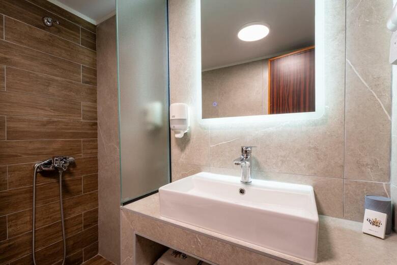 Hotel Queen Olga