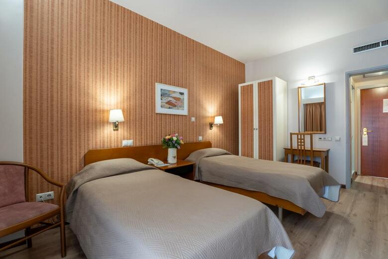 Hotel Queen Olga