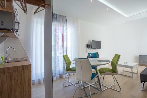 Adrion Aparthotel