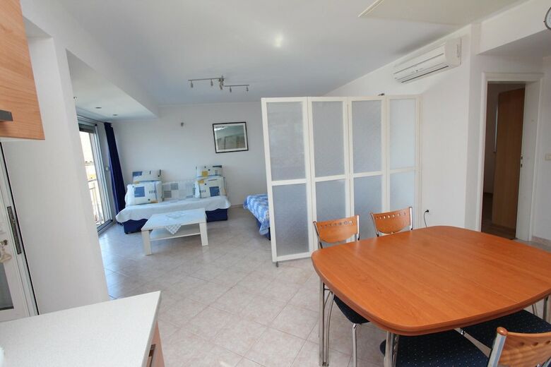 Rooms And Apartments Bella Vista