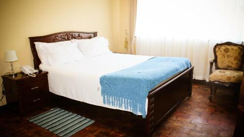 Hostal River-ridge Guest House