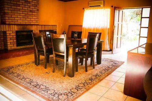 Hostal River-ridge Guest House