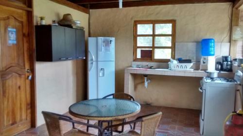 Hostal Caba�as La Chicharra