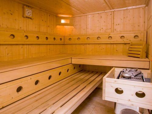 Hotel Alpenrose 8