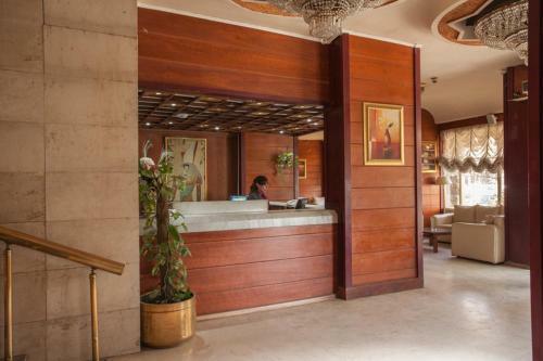 Pyramids Plaza Hotel