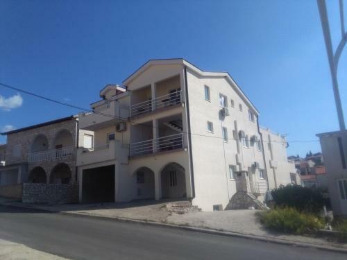 Royal Apartments