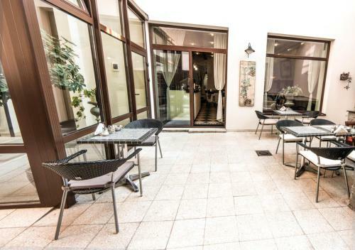 Hostal Pension Horse Inn