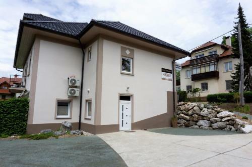 Hostel Viktorija