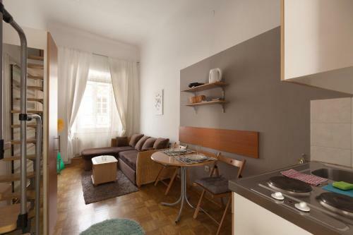 Apartamentos Studios By Pre?eren Square