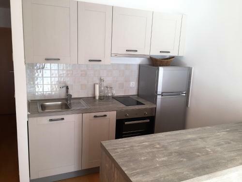 Apartments Holin
