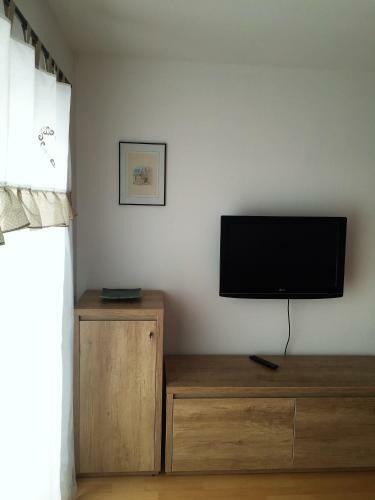 Apartments Holin