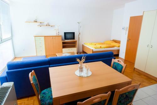 Apartments And Studios Perunika