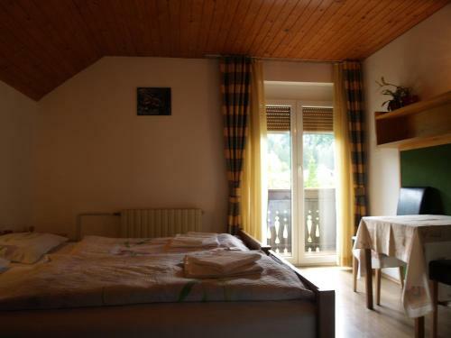 Bed & Breakfast Penzion Ro?i?