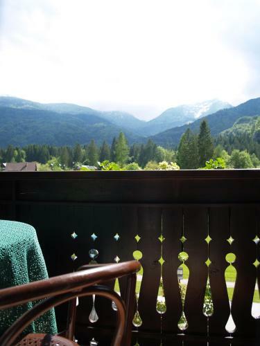 Bed & Breakfast Penzion Ro?i?