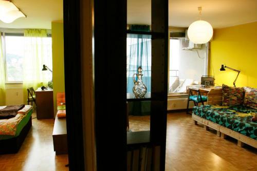 Apartamentos Rezone Residency