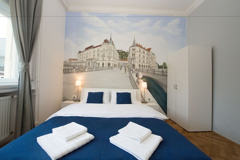 Hostal B&B Vila Teslova