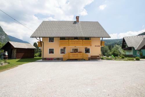 Apartment Matej Cvetek