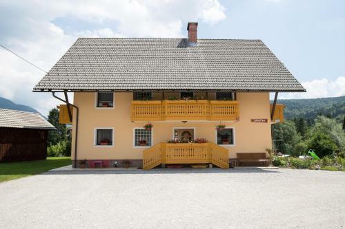 Apartment Matej Cvetek