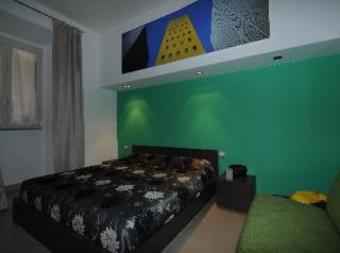 Bed & Breakfast Chroma