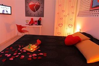 Bed & Breakfast Chroma