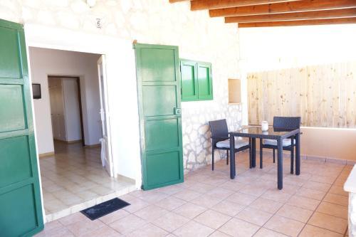 Astbury Apartments Es Calo Village