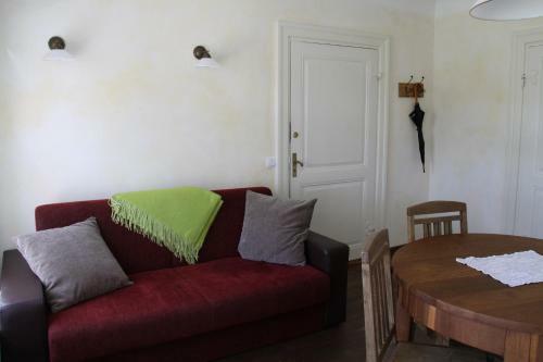 Allee Apartments