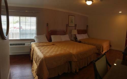 Wagon Wheel Motel