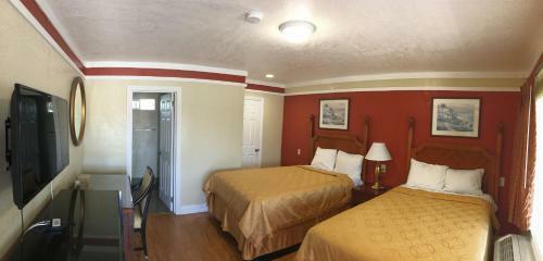 Wagon Wheel Motel