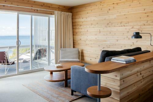 Posada Sound View Inn