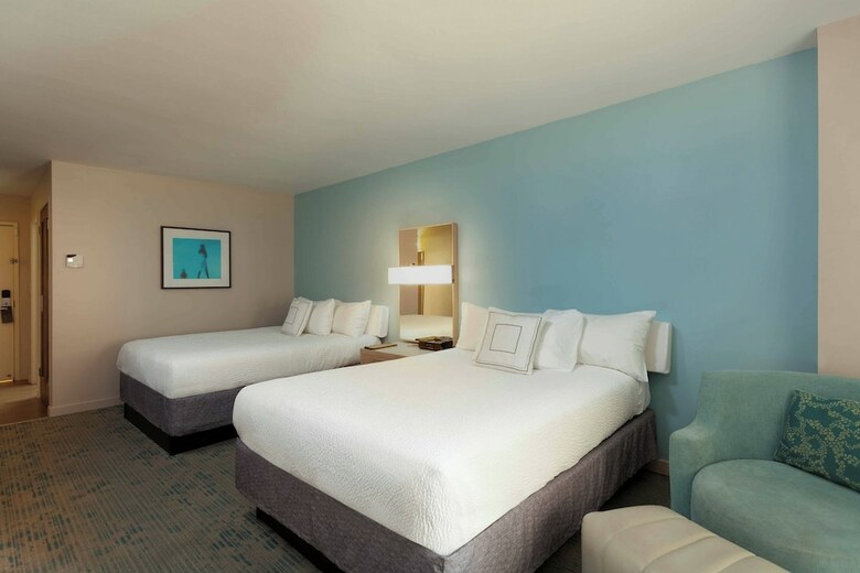 Hotel Courtyard By Marriott