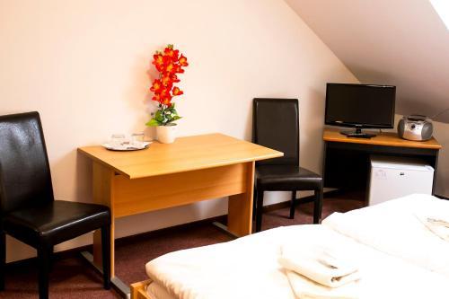Hotel A-story