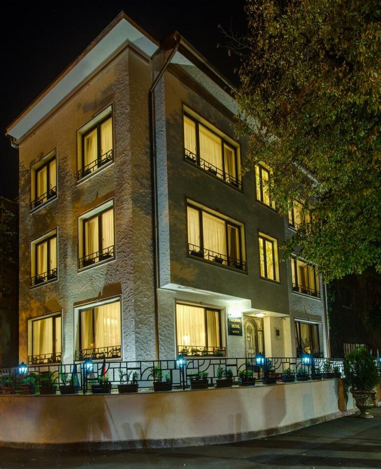 Hotel Vila Paris
