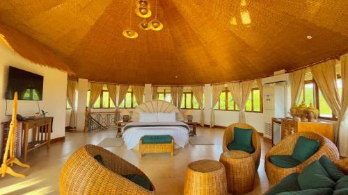 Hotel Coco Grove Beach Resort, Siquijor Island