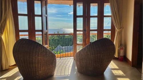 Hotel Coco Grove Beach Resort, Siquijor Island