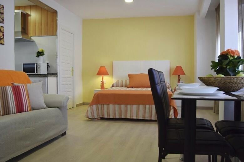 Apartamentos C�spedescinco
