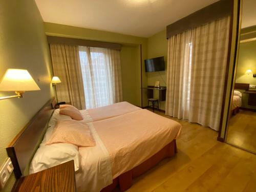 Hostal Concejo