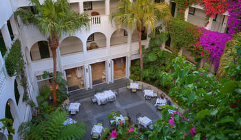 Hotel Winchester Mansions