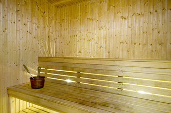 Hotel Attach�